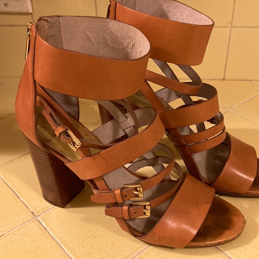 Strappy Michael Kors 3 1/2” heels, Golden Brown color, Sz 8